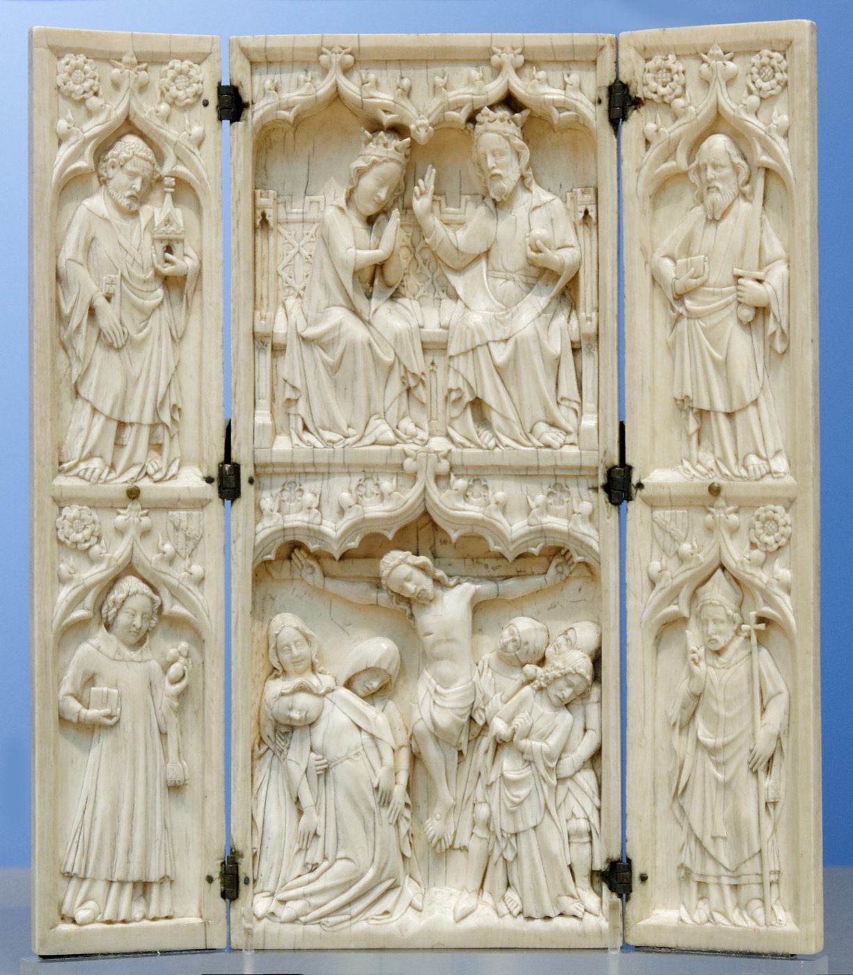 Heraldry as the closed state