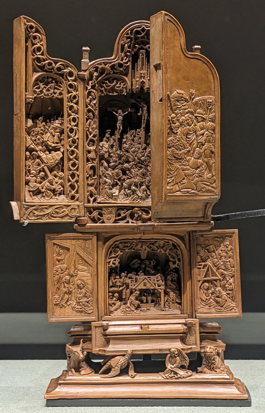 The form goes miniature