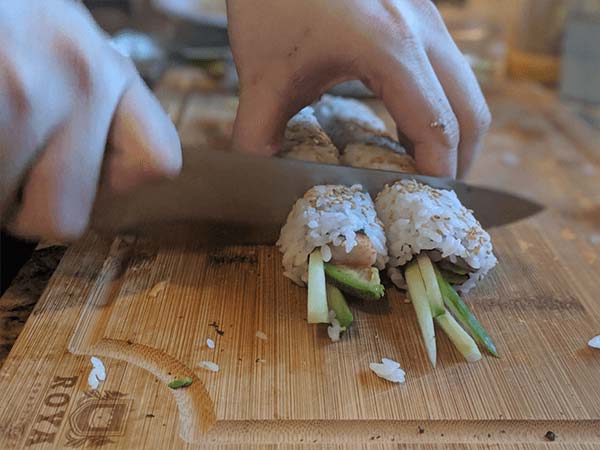 Makin Sushi - no fingers were harmed